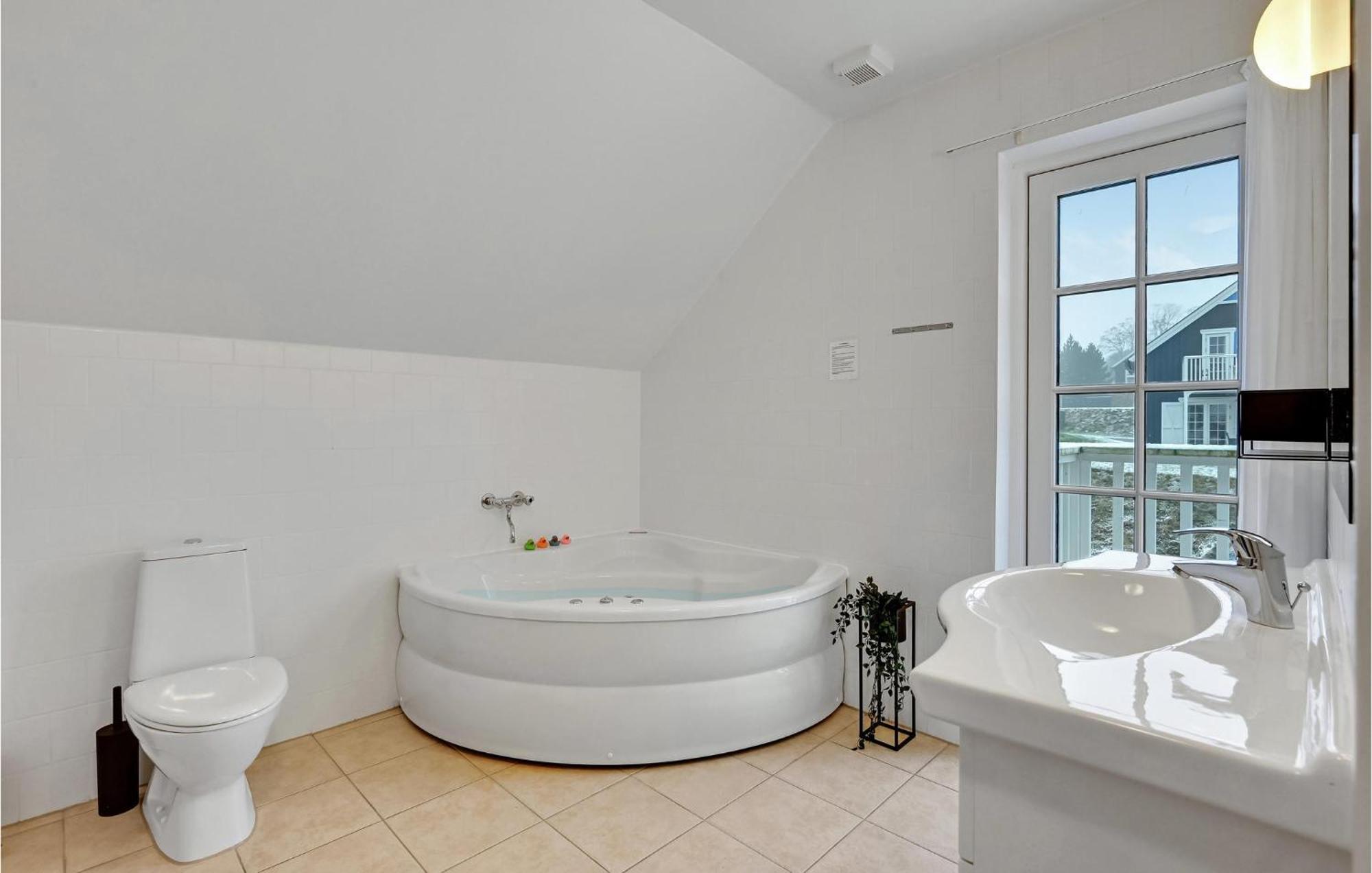 Nice Home In Gjern With Wifi 外观 照片